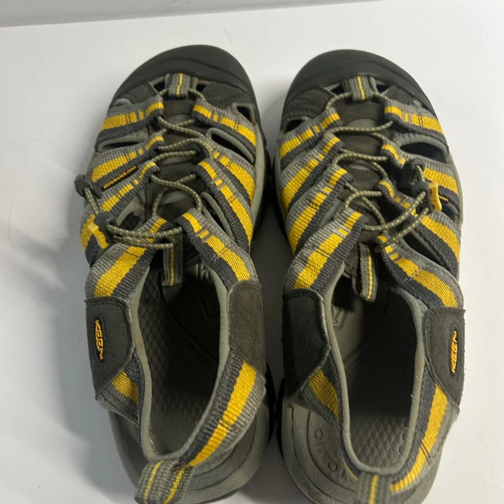 Keen Newport H2 Sandals Grey Yellow Mens 11 Hiking Water Shoes 1001924 Outdoor